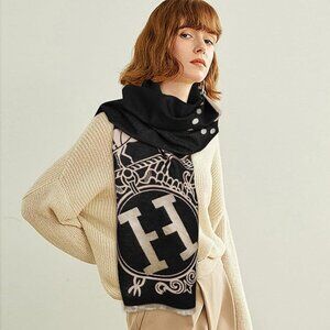 Neiman Marcus Luxury Black Equestrian Pashmina Silky Shawl Wrap